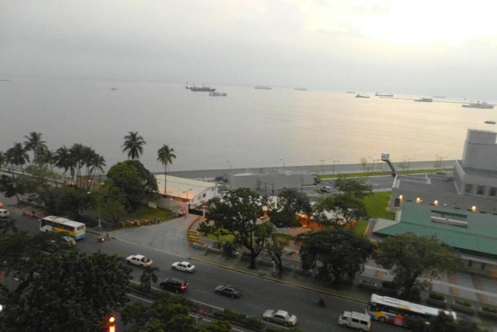 Magnificent View Of Manila Bay, Roxas Blvd, Us Embassy Apartment Exterior foto